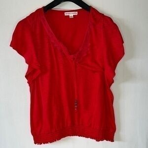 New York Laundry Women's Top Size 1X Lace V Neck Collar With Ties Ruffled Hem.